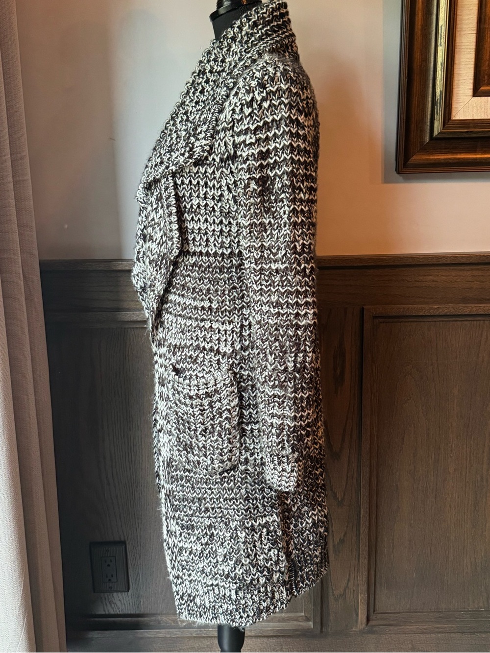 VENUS Marled Black & White Open-Front Cardigan - Picture 3 of 8